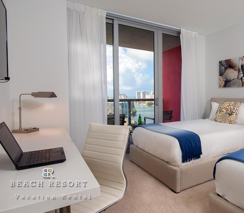 Bwalk Resort Rentals Hollywood Bagian luar foto